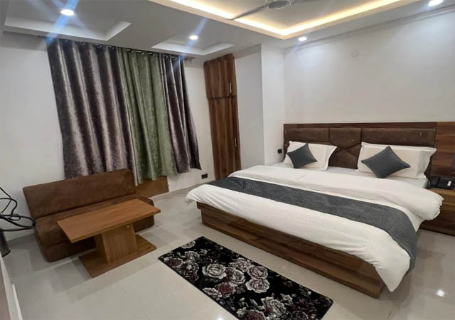 best hotel near Katra
